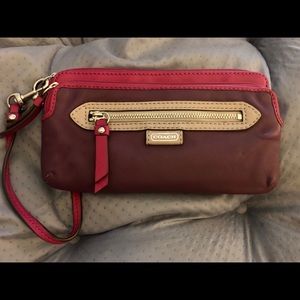 Coach Leather Clutch/Wallet EUC